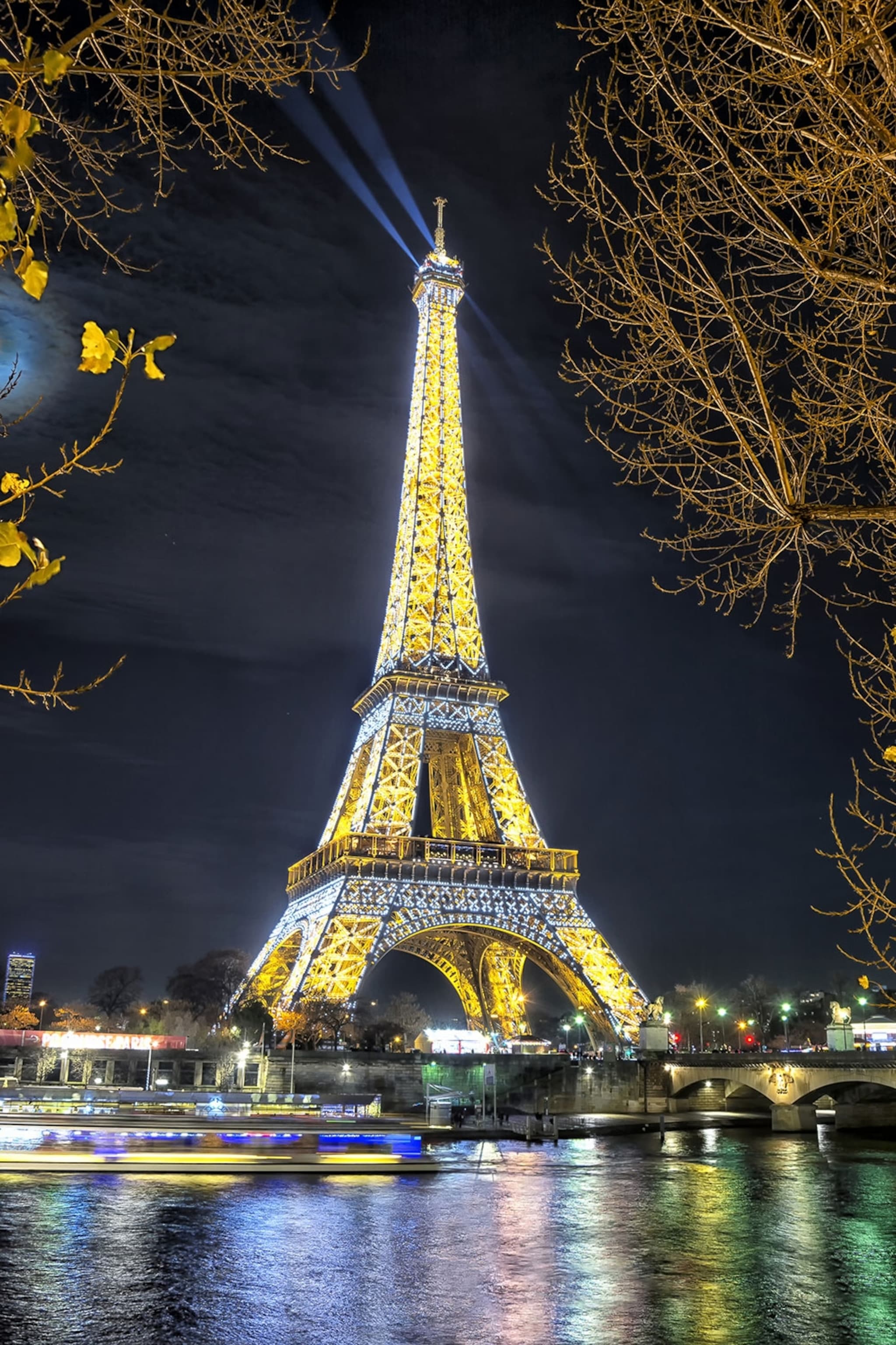 Swiss-Paris Elegance